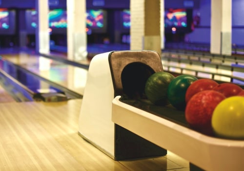 Do All Bowling Alleys in Los Angeles County Offer Coaching Services?